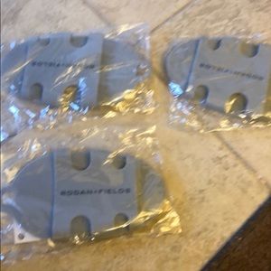 Rodan and fields body scrubber